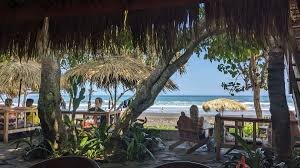 Rekomendasi Restaurants Candidasa Terbaik: Tempat Makan Lezat dengan Suasana Tenang di Bali Timur